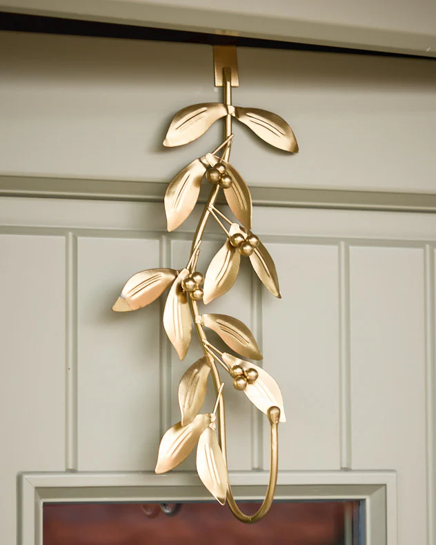 ct90 botanical wreath hanger xmas aw24 01